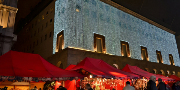Natale di solidariet� a Milano: festa per i senzatetto alla Stazione Centrale
